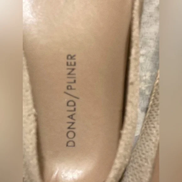 Donald j. Pliner tan espadrilles size 8 soles need some cleaning see photos - Picture 7 of 8